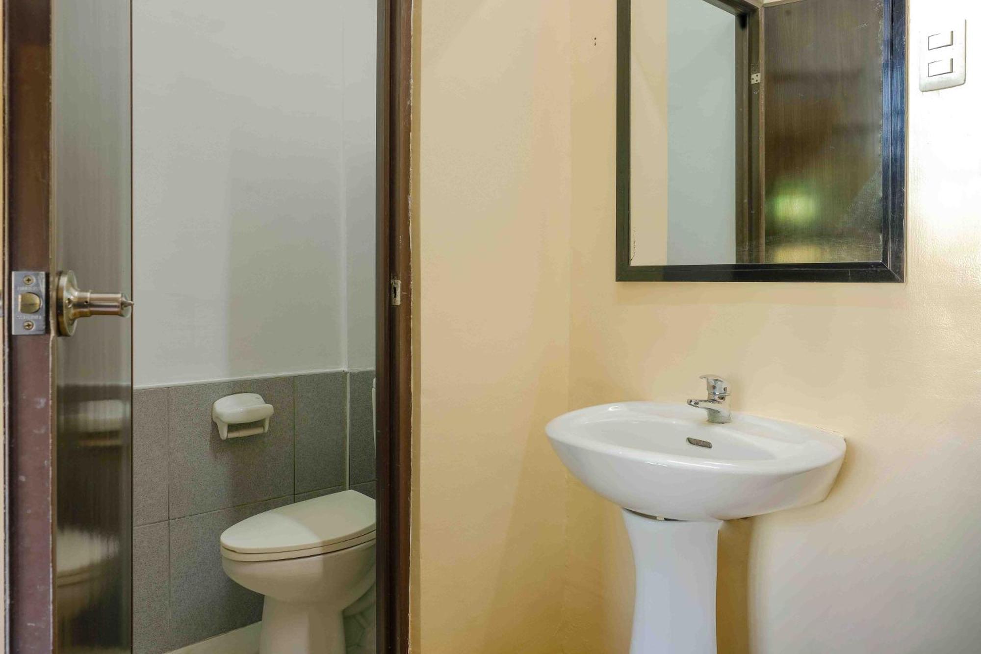 Monchere Dormitory Μανίλα Εξωτερικό φωτογραφία